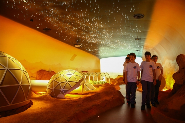 "Uzay Kampı Türkiye"de çocuklar Mars'ı keşfedecek